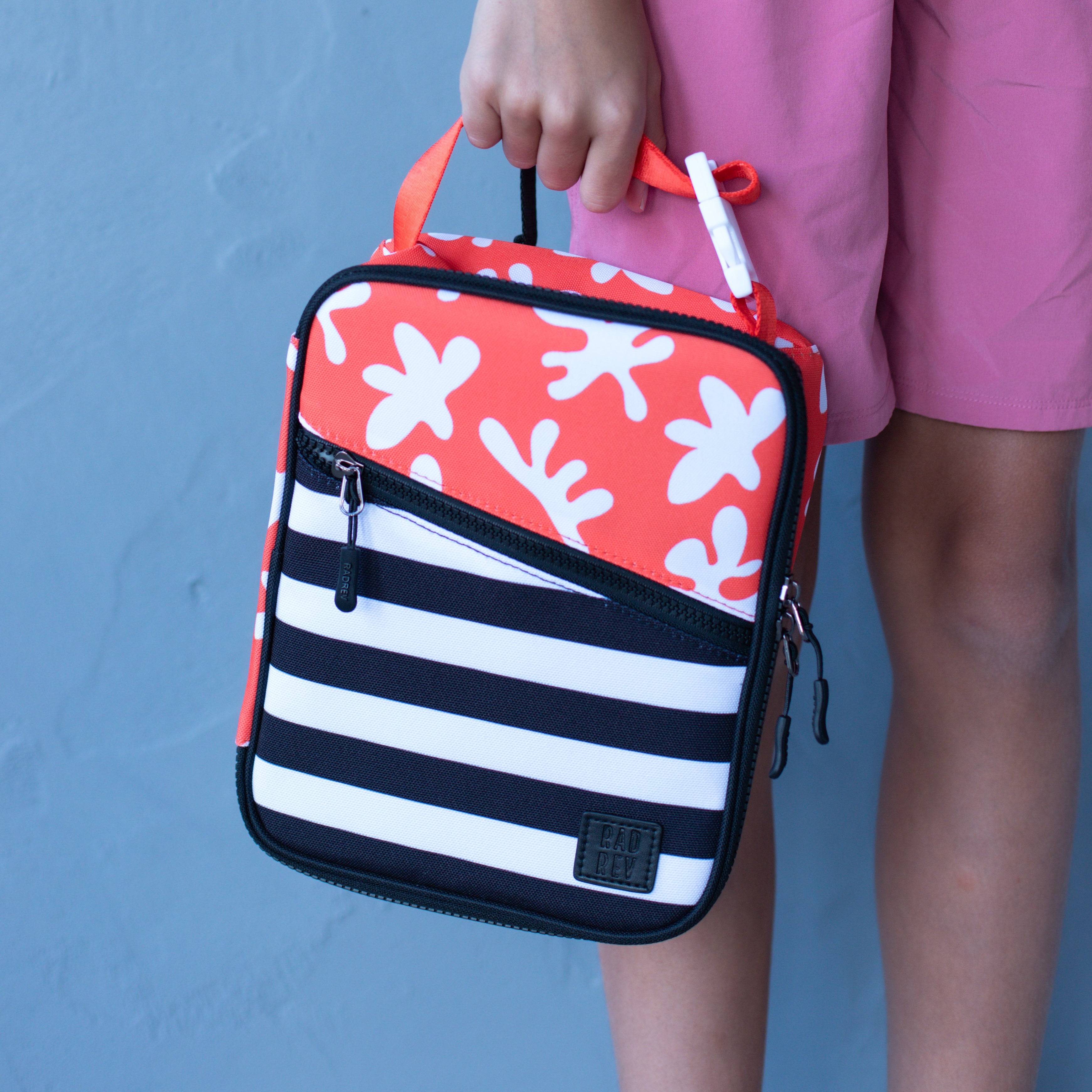 Lunchbox in Coral